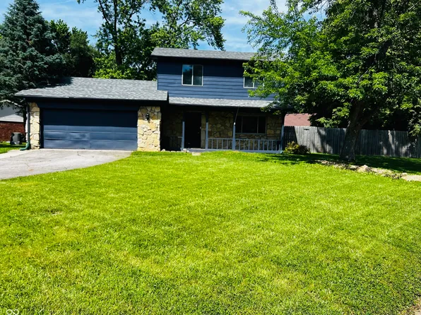 7423 Snowflake Dr, Indianapolis, IN 46227