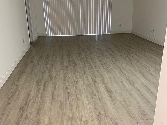 3rd image of 100 NW 76th Ave APT 105