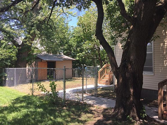 4th image of 816 S 37th Street # First Floor