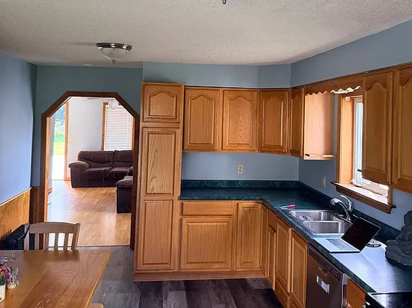 317 Pleasant St, Enosburg Falls, VT 05450