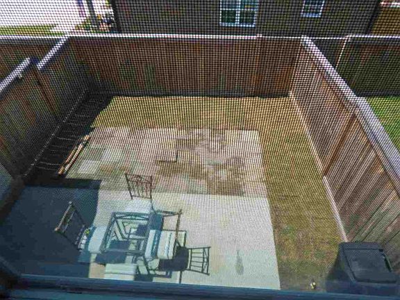 5th image of 1726 Stonebriar Dr NE