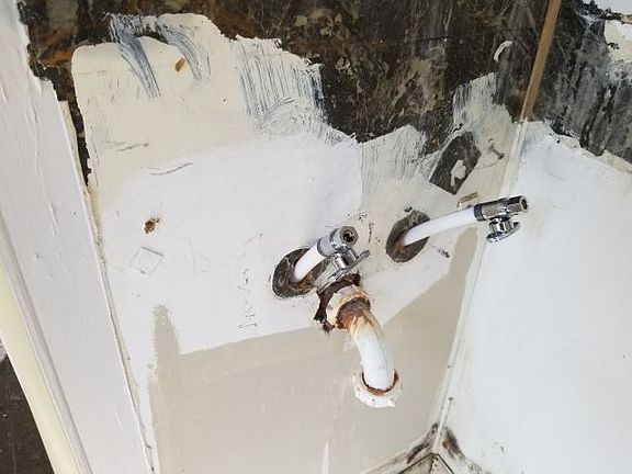 4th image of 1719 S Ash Ave