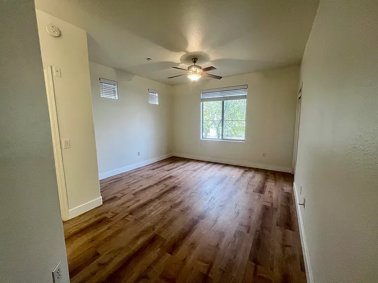 5303 N 7th St #228 — Photo 14