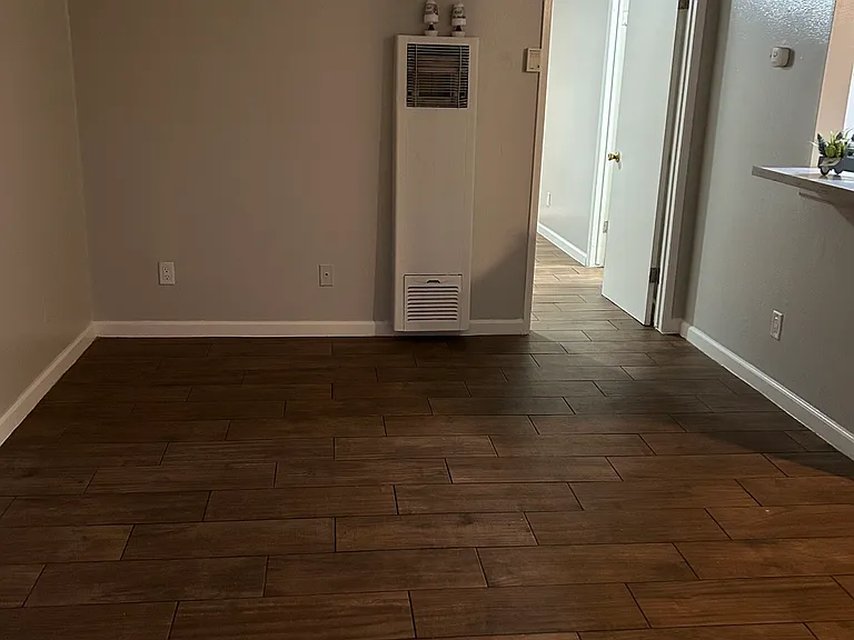 651 Karesh Ave #5 — Photo 5