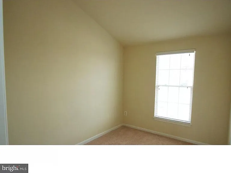 3351 Canton Ct — Photo 16