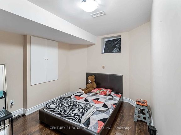 5th image of 341 Sunny Meadow Blvd #Basement
