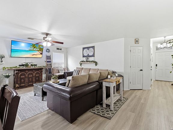 4th image of 2396 MEDINA DR