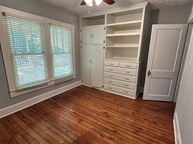 625 Ridgewood Ave — Photo 13