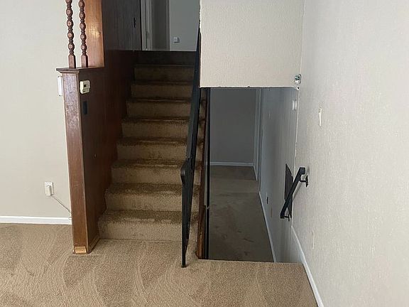 4th image of 4166 Meadowdale Dr