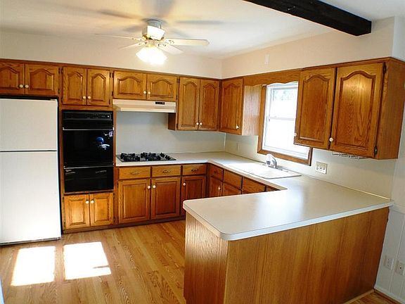 3rd image of 5354 Christie Ave SE