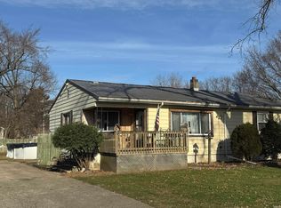 18337 Berger St, South Bend, IN 46637