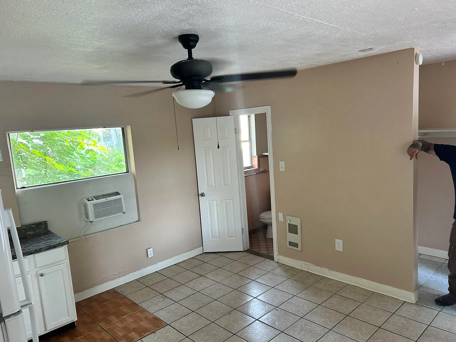 5100 S Pine Ave — Photo 4