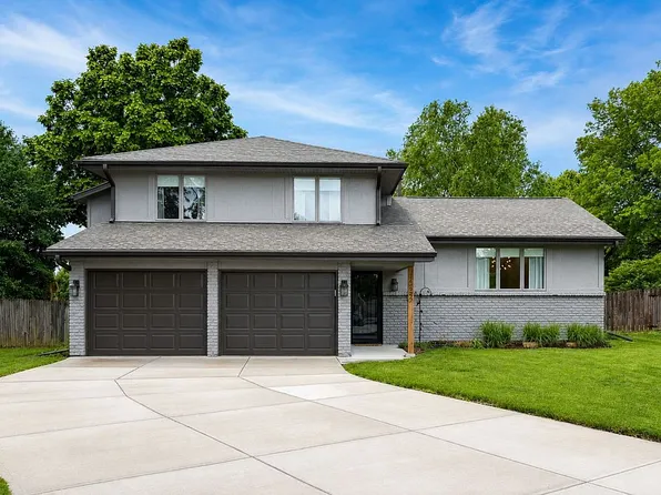 15447 Douglas Cir, Omaha, NE 68154