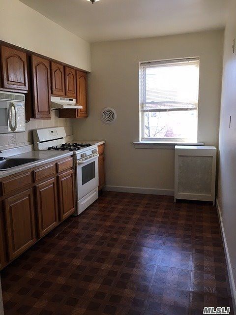 1st image of 5202 82nd St