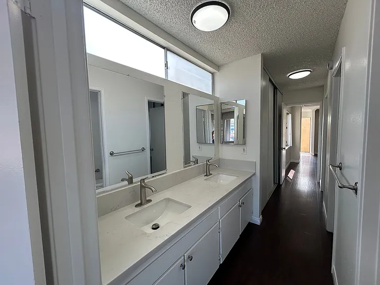 734 Sapphire St #6 — Photo 13