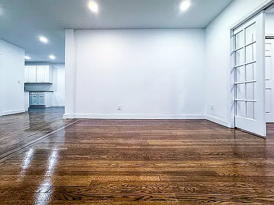 Rented by Voro New York | media 12