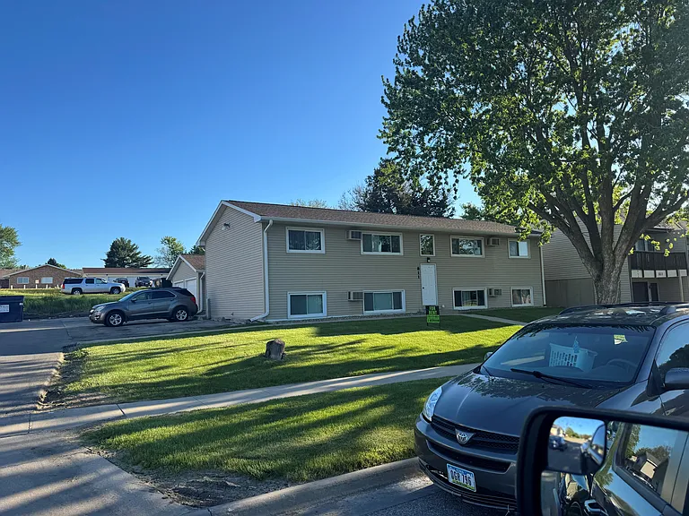 811 Sonya Dr #1 — Photo 6