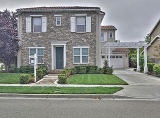 1672 Star Jasmine Dr, San Ramon, CA 94582