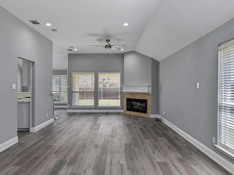 630 Lakewood Dr — Photo 10
