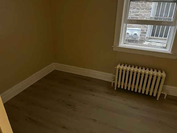 5th image of 1454 N Ashland Ave #1R