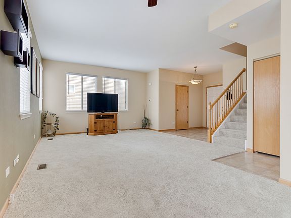 5th image of 3114 Gloria Ln