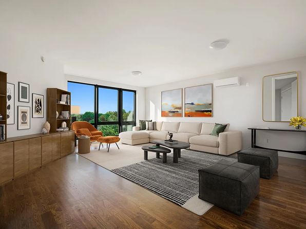 601 Ridge Hill Blvd #109