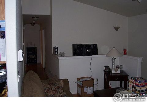 3rd image of 2853 39th Ave