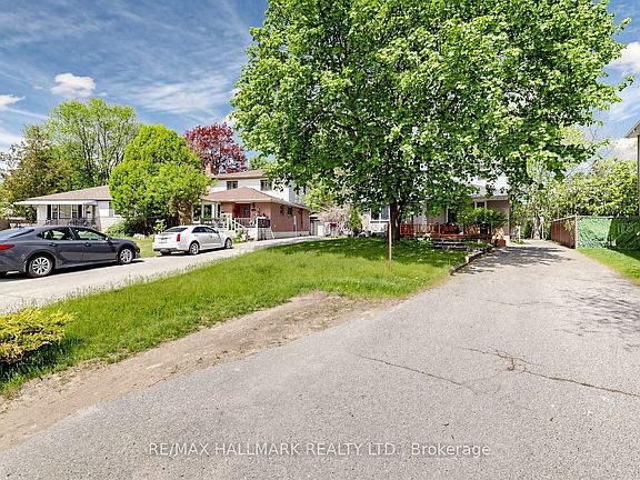 2nd image of 46 Collins Cres