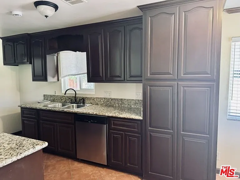 21963 Strawberry Ln — Photo 13