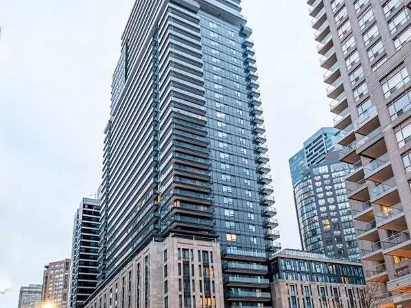 955 Bay St, Toronto, ON