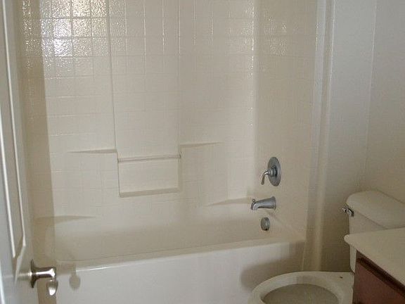 4th image of 7921 Port Arthur Dr