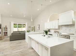 8918 E Maple Dr, Scottsdale, AZ 85255