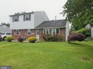 3724 Devonshire Pl, Bensalem, PA 19020