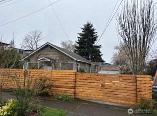 3847 19th Ave SW, Seattle, WA 98106