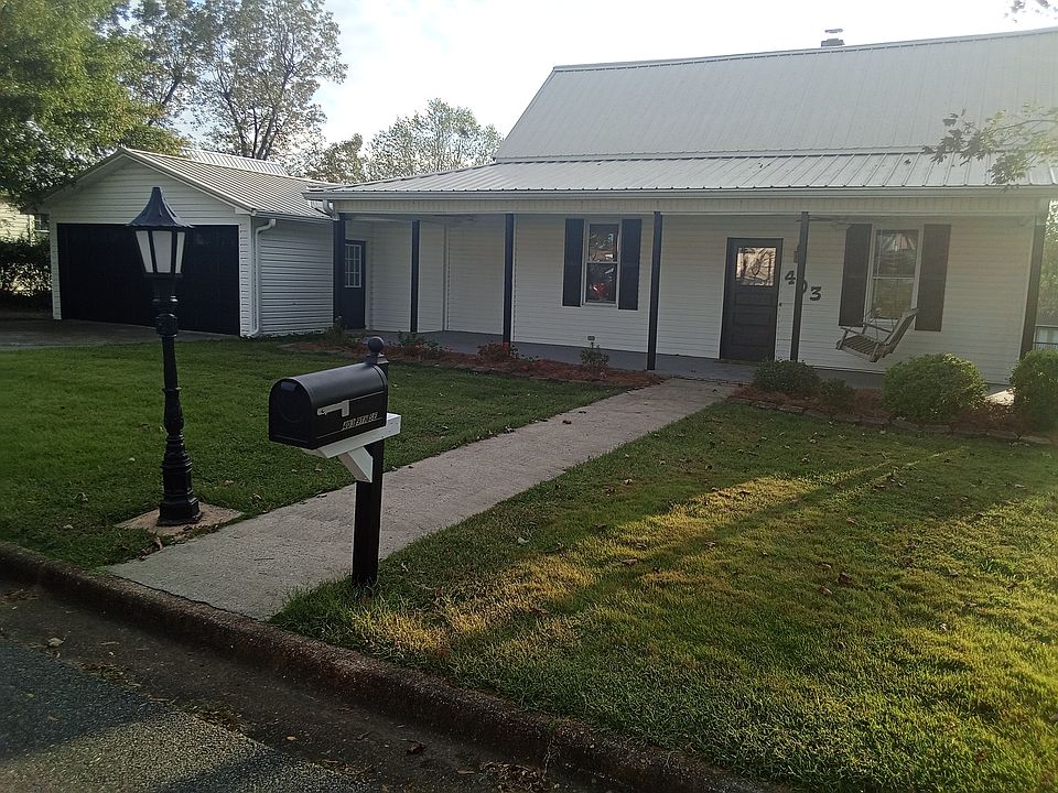 fresh paint and flowers just added