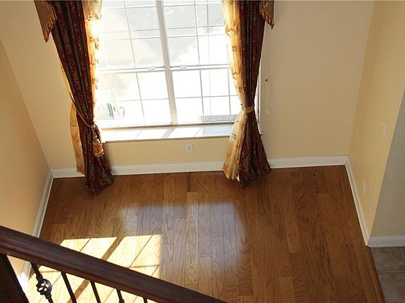 2nd image of 3452 Continental Dr