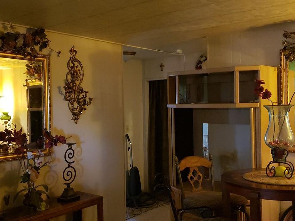 1st image of 72540 Beacon Dr