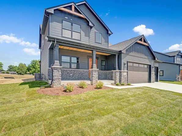 1660 Forest Ridge Dr, Valparaiso, IN 46385