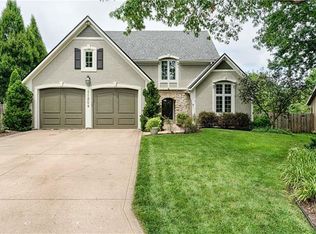 11308 W 104th St, Overland Park, KS 66214
