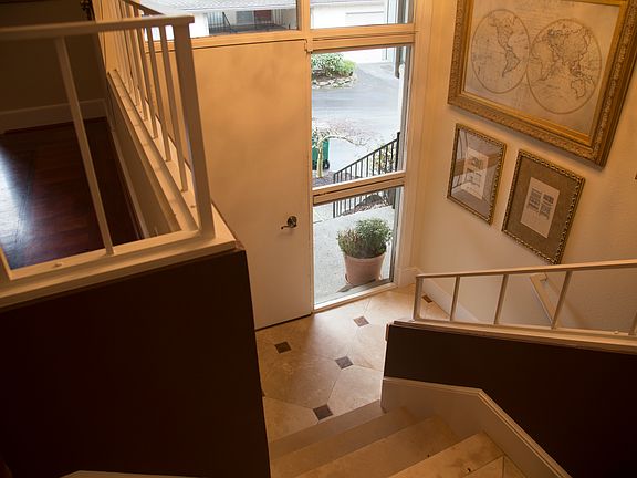 3rd image of 10418 NE 115th Pl #K40