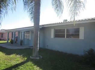 427 Morgan Cir S, Lehigh Acres, FL 33936