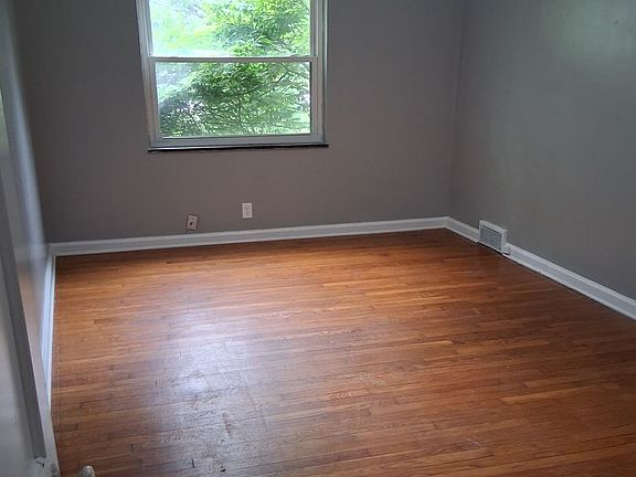 5th image of 4408-4410 Corinth Blvd #4408