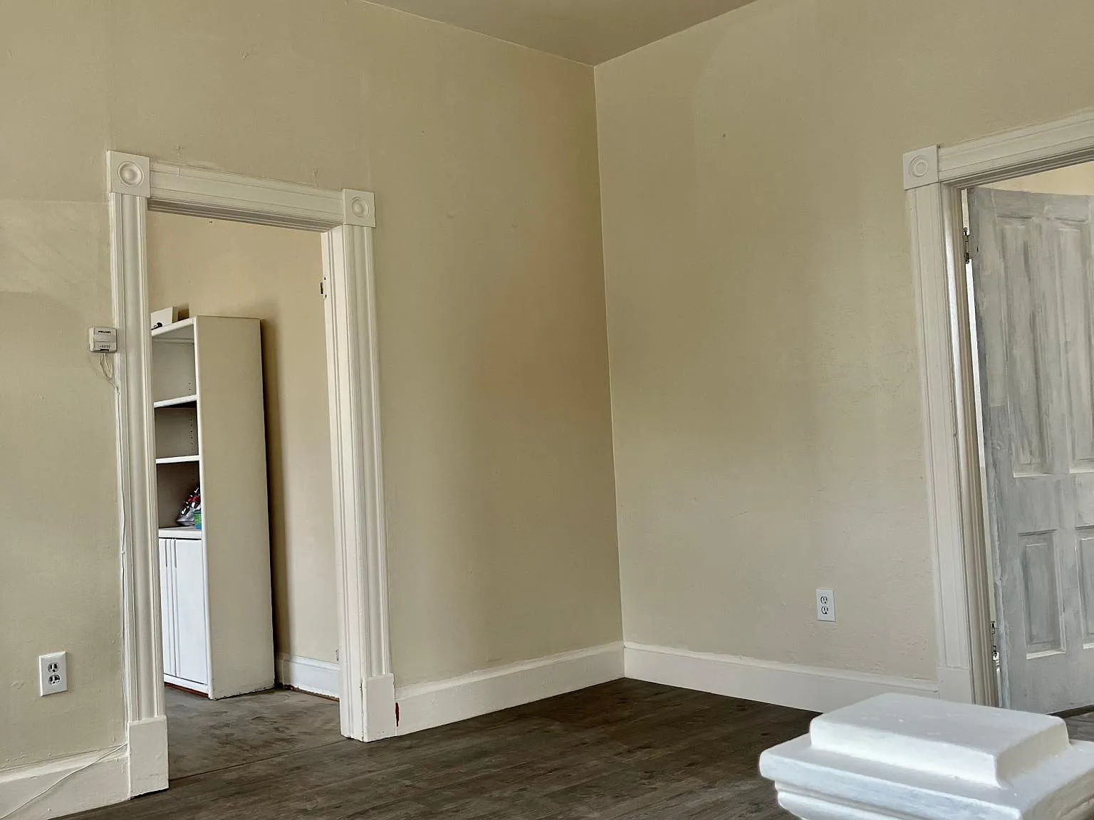 2 bed, 850 sqft, $1,300 — Photo 1