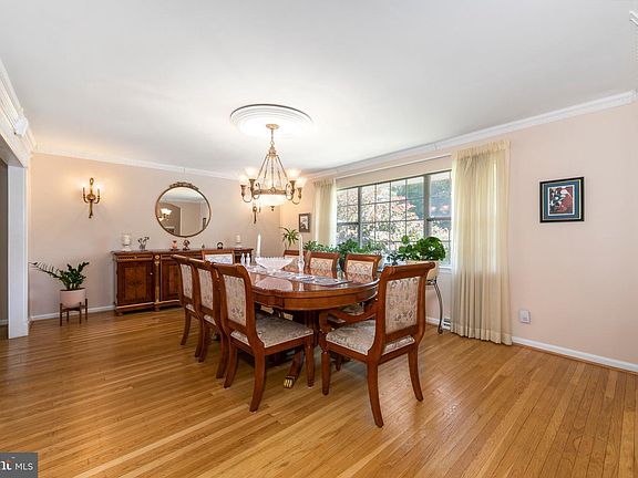 4th image of 128 Sandringham Rd