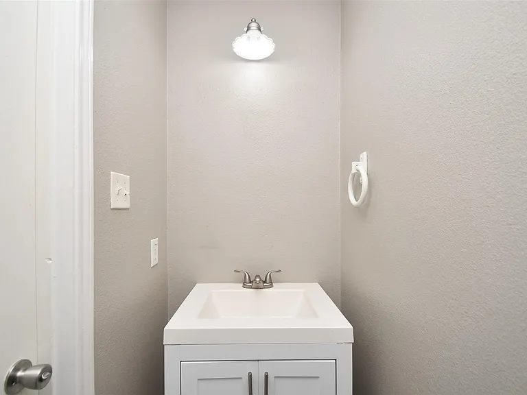 24406 Lakecrest Village Dr — Photo 30