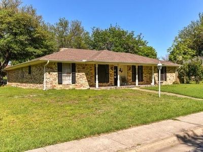 924 Westlake Dr, Desoto, TX, 75115