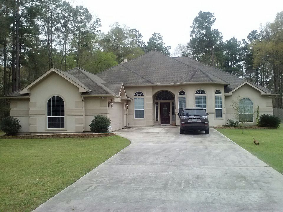 1st image of 19550 Desna Dr