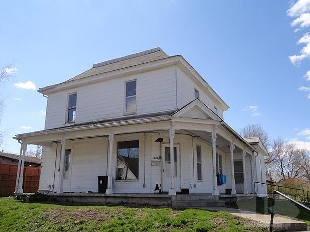 1st image of 501 S B St