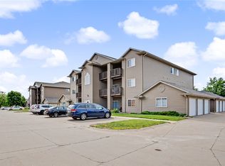 515 Penn Ct APT 7, North Liberty, IA 52317