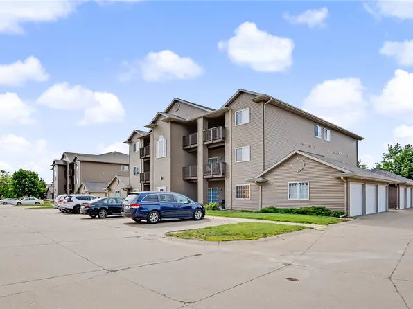515 Penn Ct APT 7, North Liberty, IA 52317
